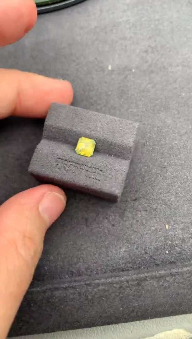 裸石金绿宝石1.5ct金绿宝 定制 BF