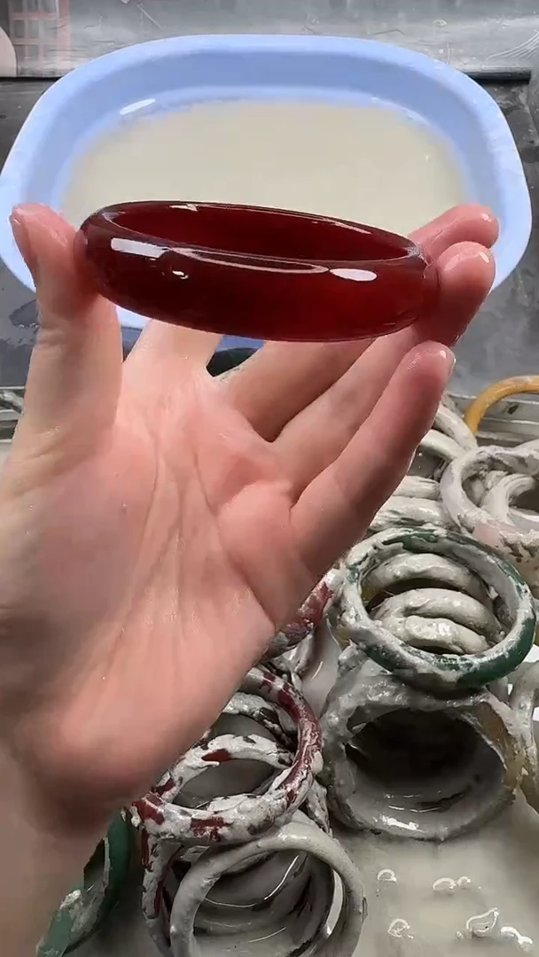 未镶嵌手镯石英质玉16 6160