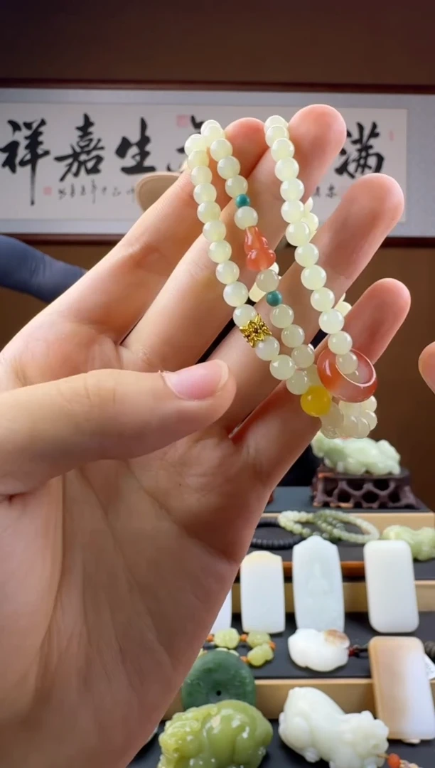 和田玉未镶嵌颈饰和田玉