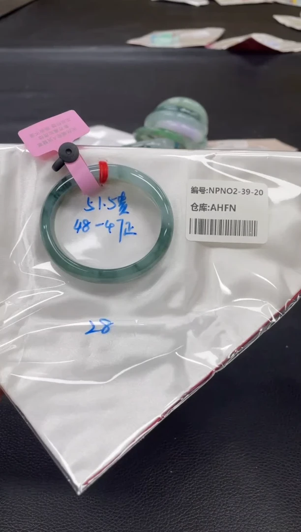 未镶嵌手镯翡翠翡翠手镯