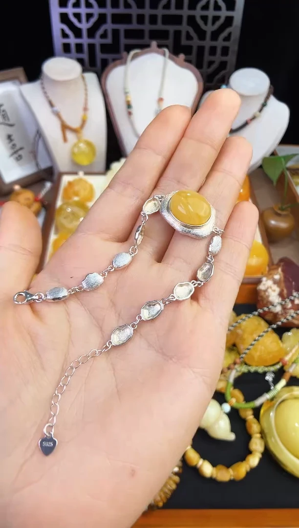 未镶嵌琥珀珠宝奇石?****驹柒月
