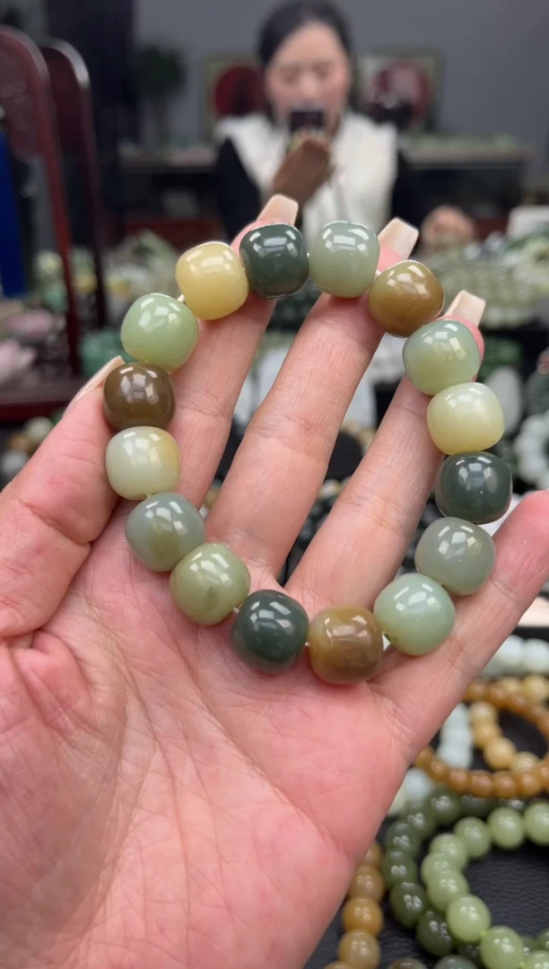 【闪购商品】和田玉手串未镶嵌新疆多宝卡14