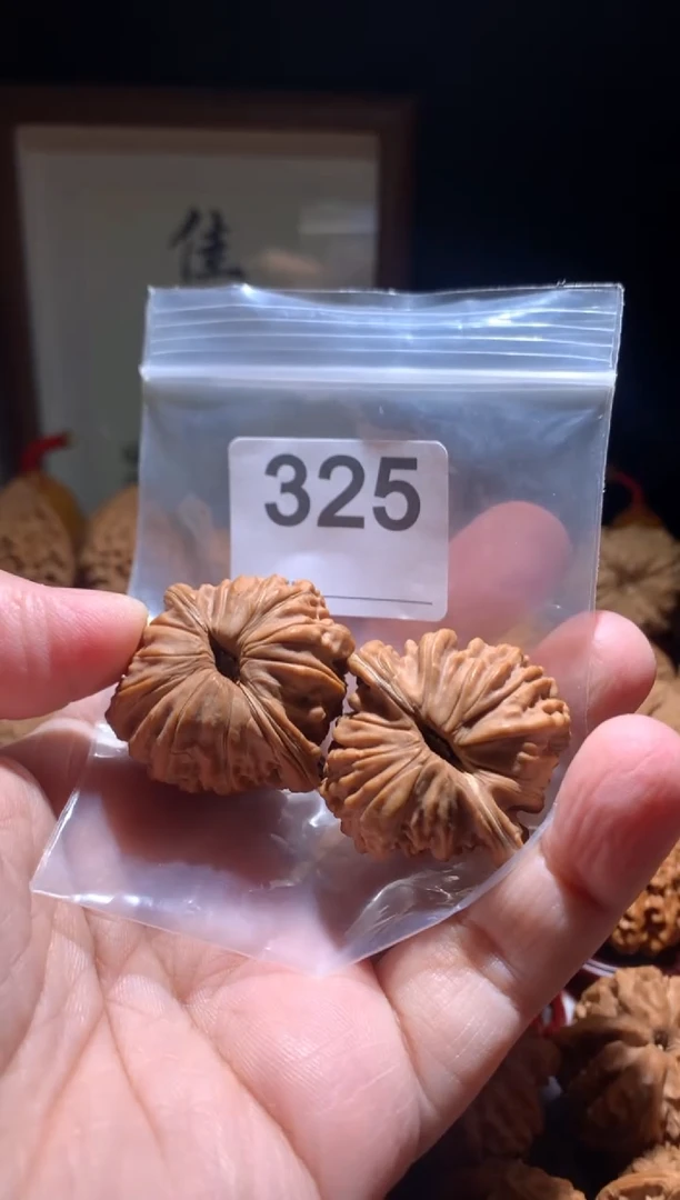 把件文玩核桃四座楼38尺别打底，影响二次销售不退不换