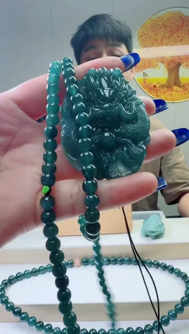 颈饰未镶嵌翡翠天然A货翡翠  多样性随机发其一