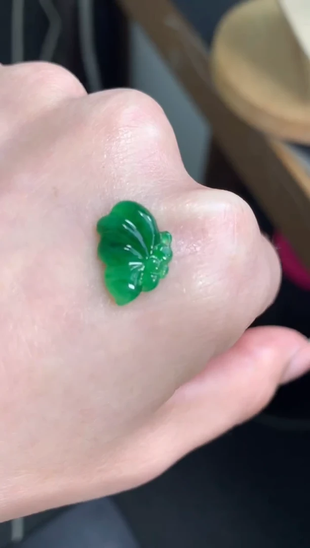 未镶嵌定制翡翠蝴蝶