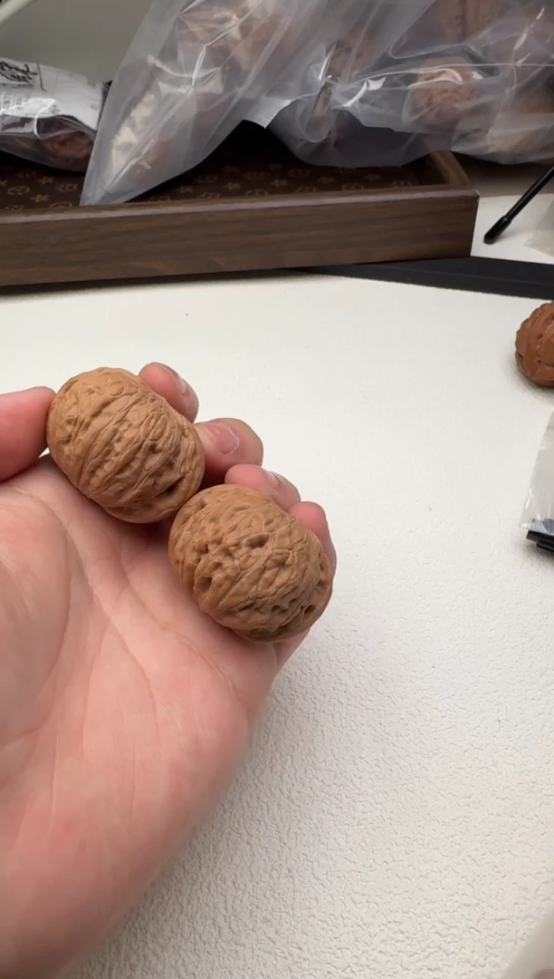 【闪购商品】文玩核桃把件核桃