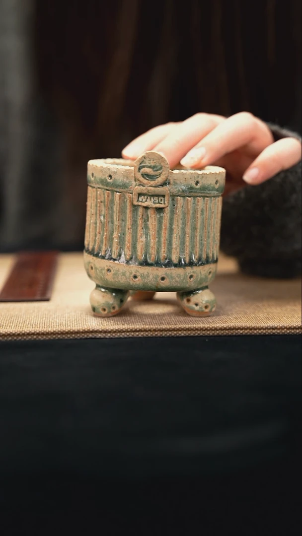 11-4-139花盆口径6瑕