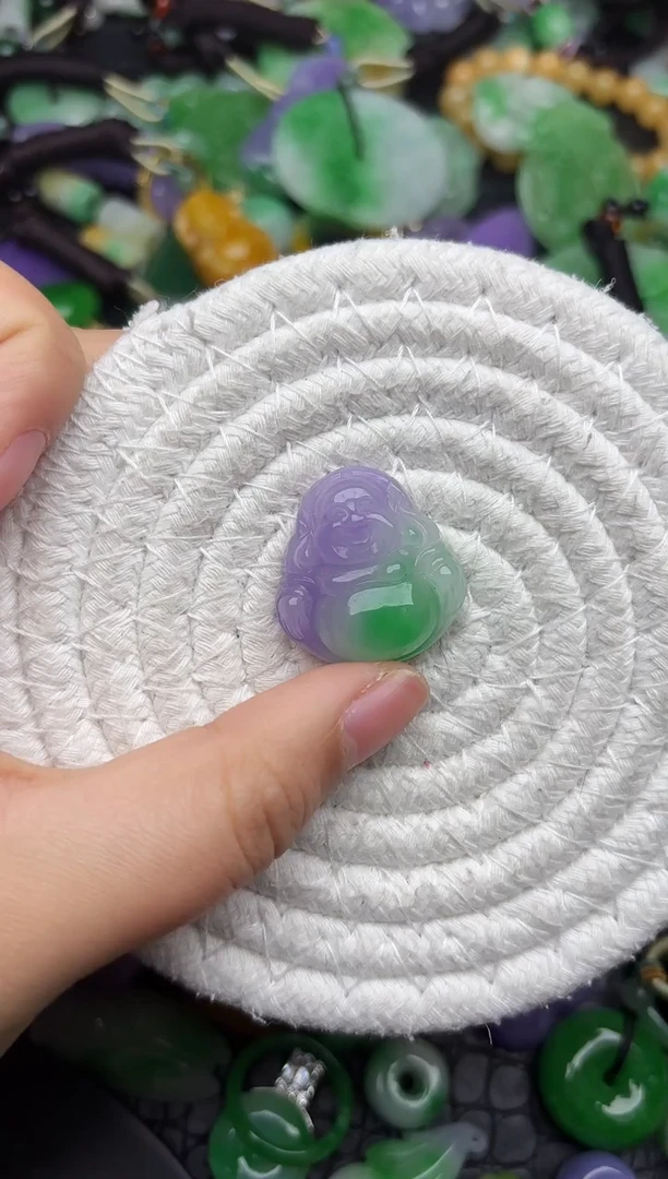 颈饰未镶嵌翡翠缅甸翡翠吊坠