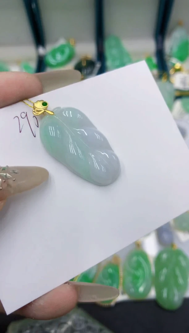 颈饰未镶嵌翡翠111111