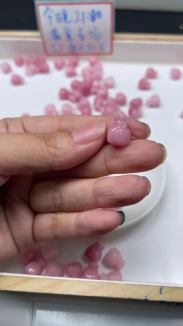 未镶嵌散珠拼合珍珠（马贝珠）A2006 女皇贝 福袋9*10mm5个6.8元