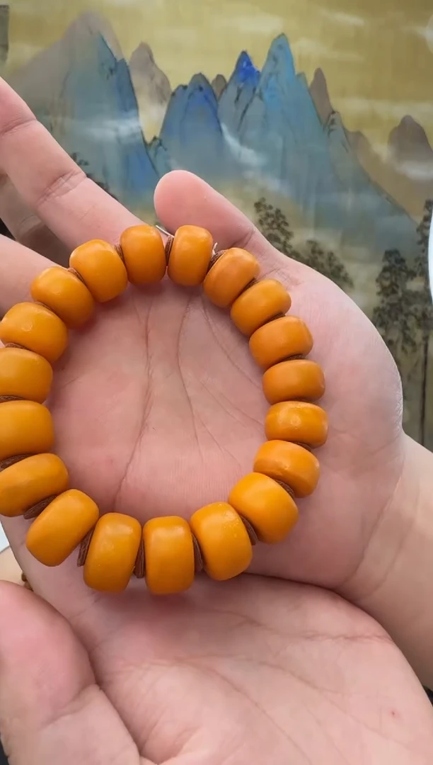 未镶嵌琥珀珠宝奇石30