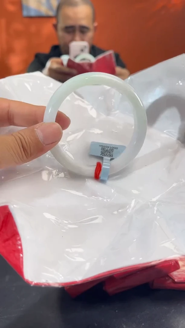 未镶嵌手镯翡翠11