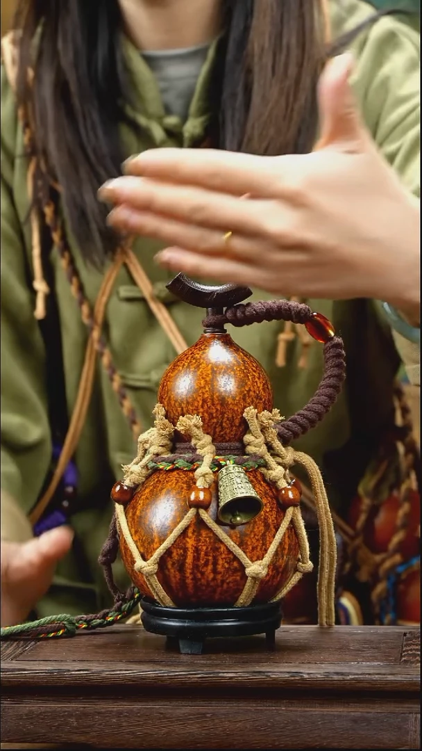 YU030复古网兜款天然酒葫芦（一物一拍）