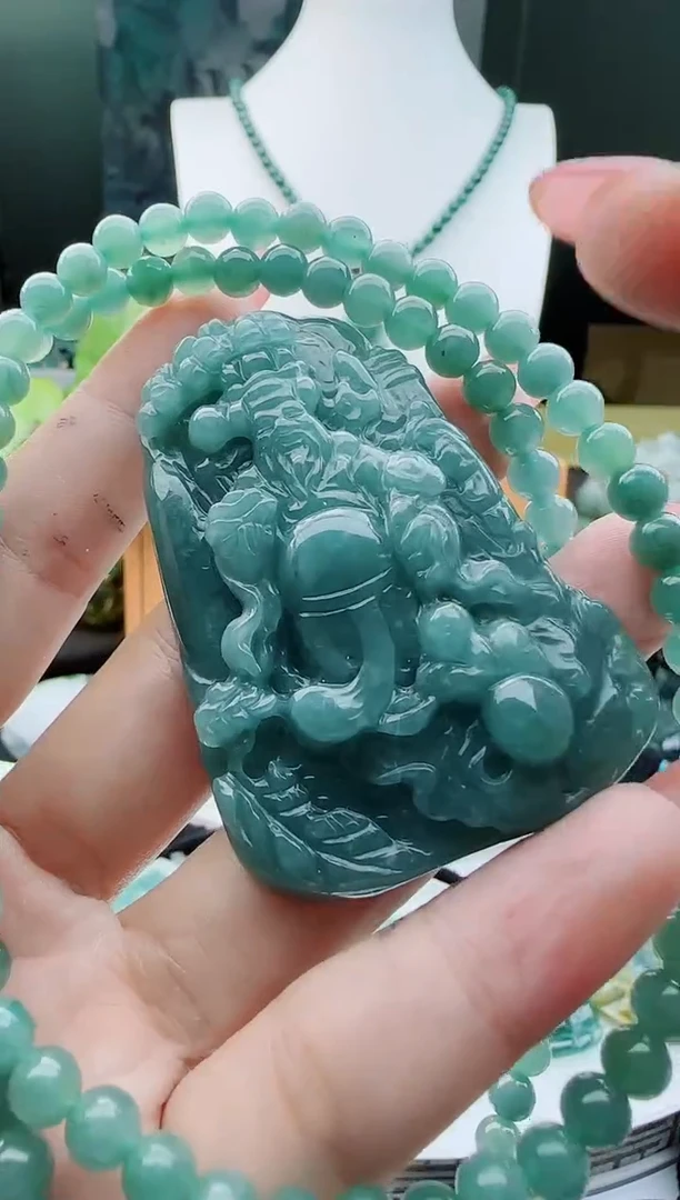 【闪购商品】翡翠颈饰未镶嵌多样性随机一件发货