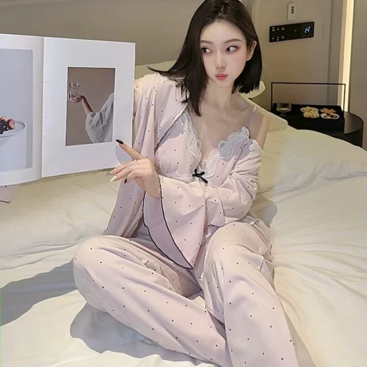 秋冬羊密绒甜美纯欲风睡衣女薄绒性感吊带德绒保暖可外穿三件套装
