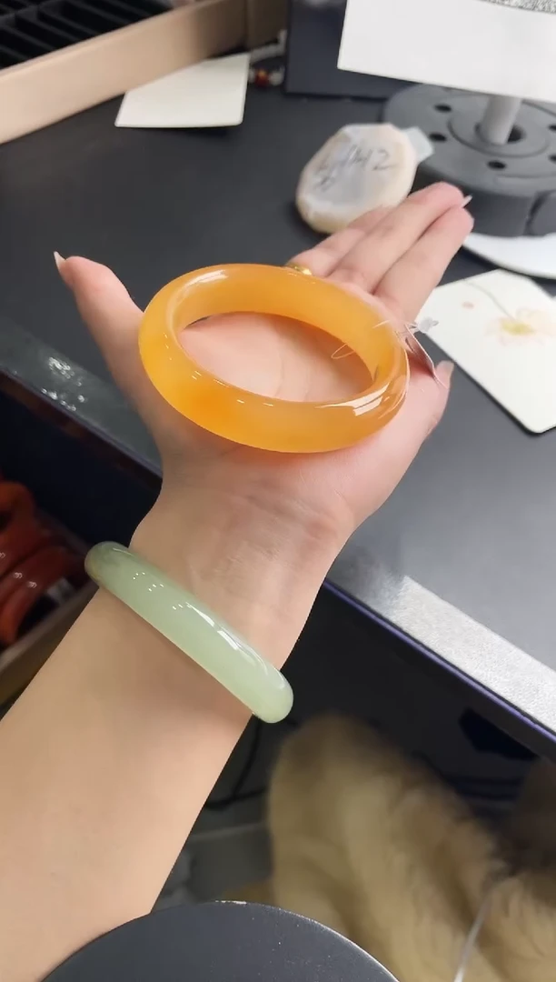 未镶嵌手镯石英质玉j24-HHB58+