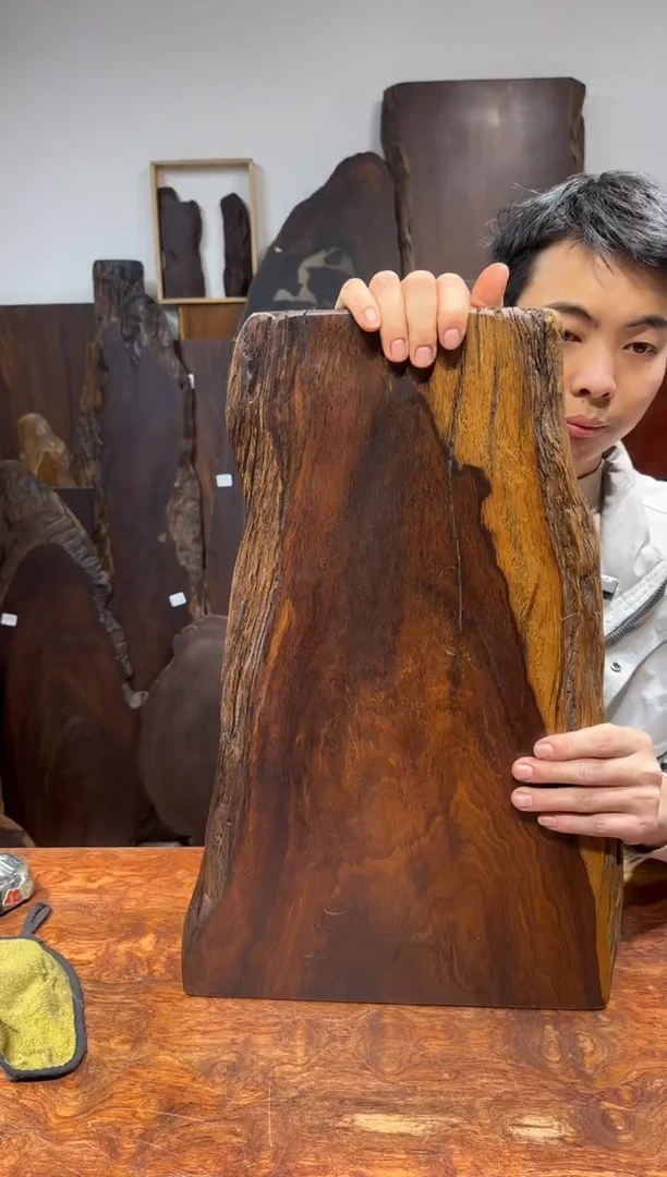 风车木（黑檀木）尺寸55*30*2.3编号035