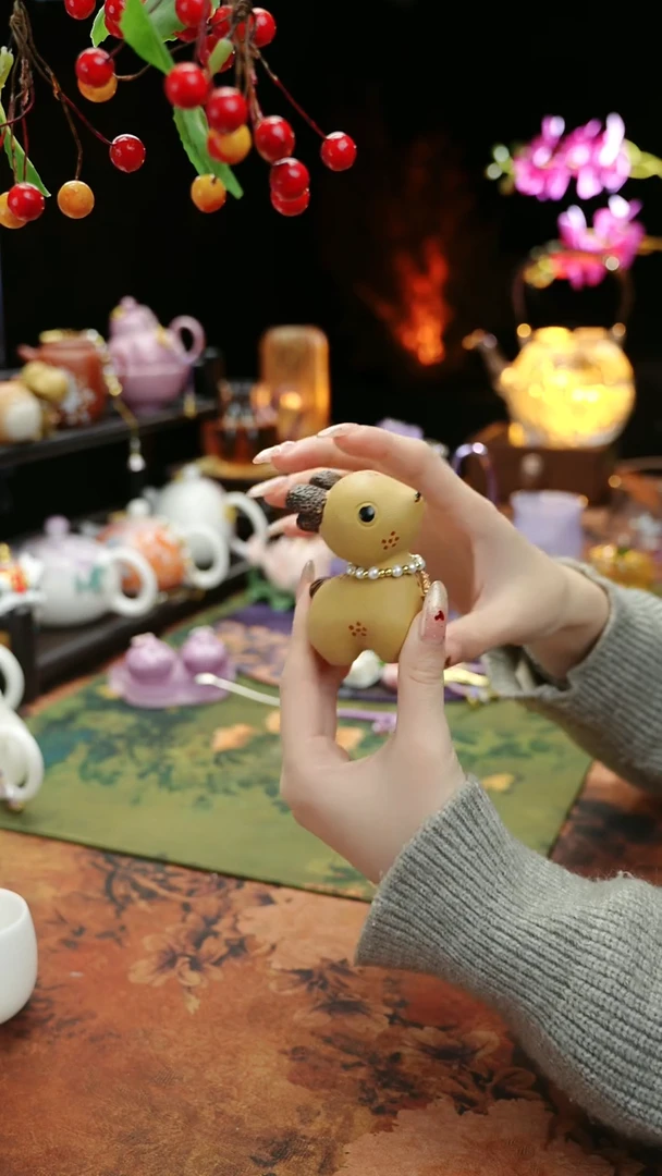 【闪购商品】一鹿有你紫砂茶宠摆件+链子