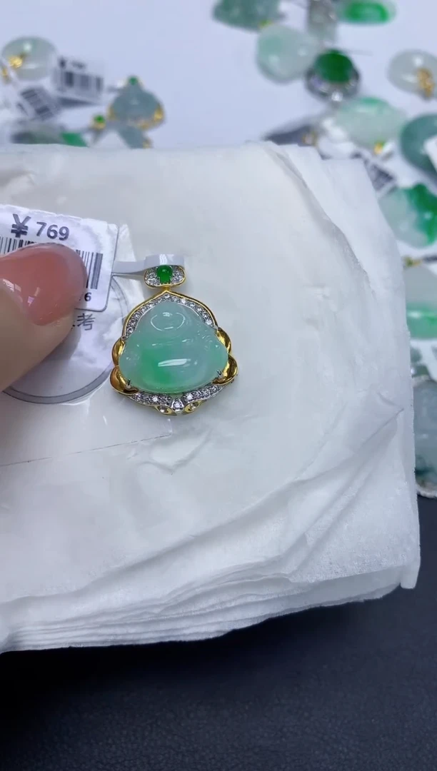 颈饰未镶嵌翡翠天然缅甸翡翠A货多样性发一件
