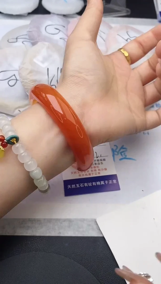 未镶嵌手镯石英质玉w195-HHB62+