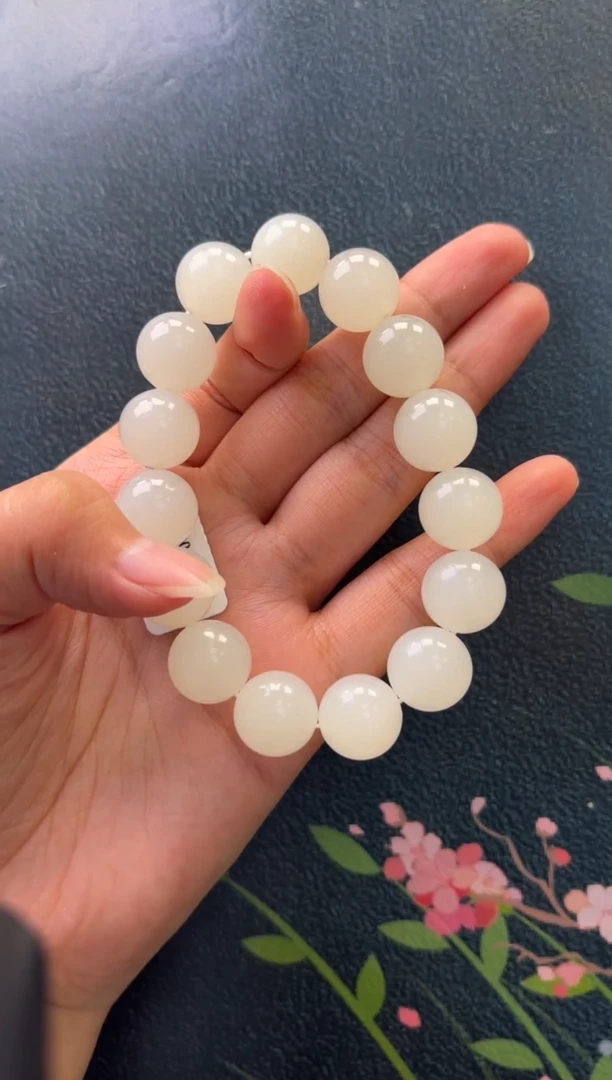 手串未镶嵌和田玉手串