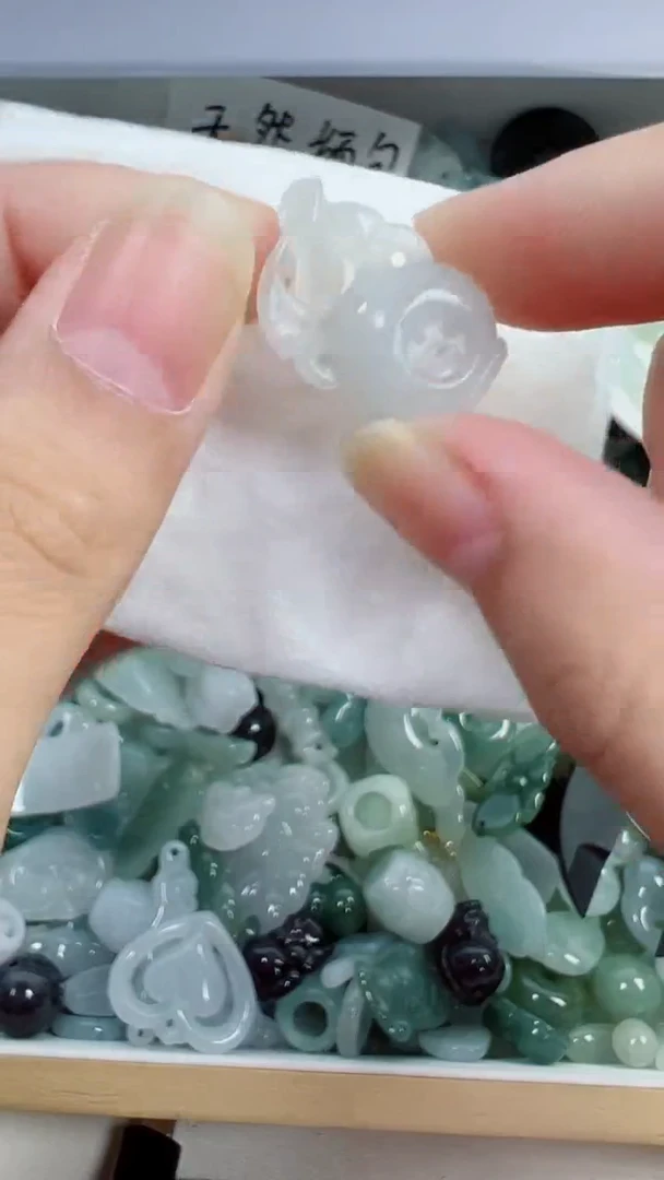 散珠翡翠235号链接，A货翡翠