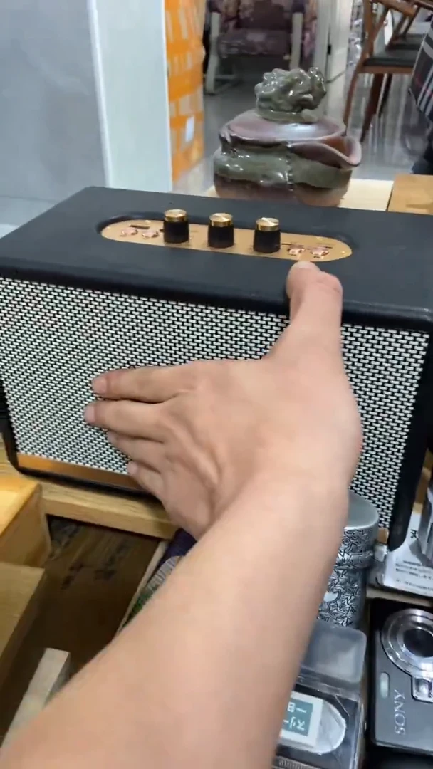 瓷片闪购商品  如图所示