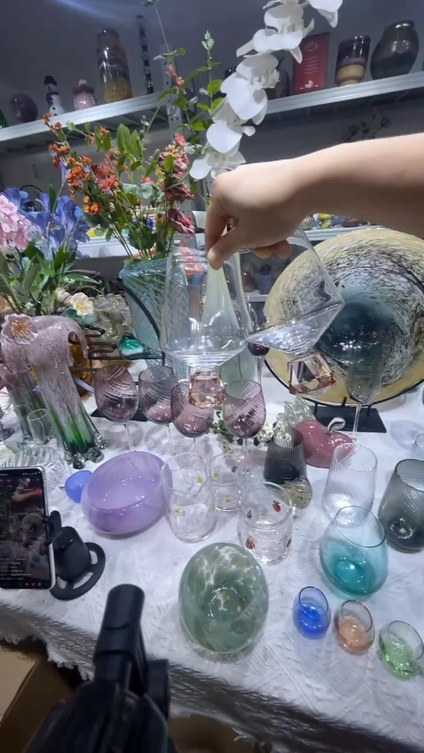 高脚款水晶玻璃微瑕2只粉色钻石纹杯