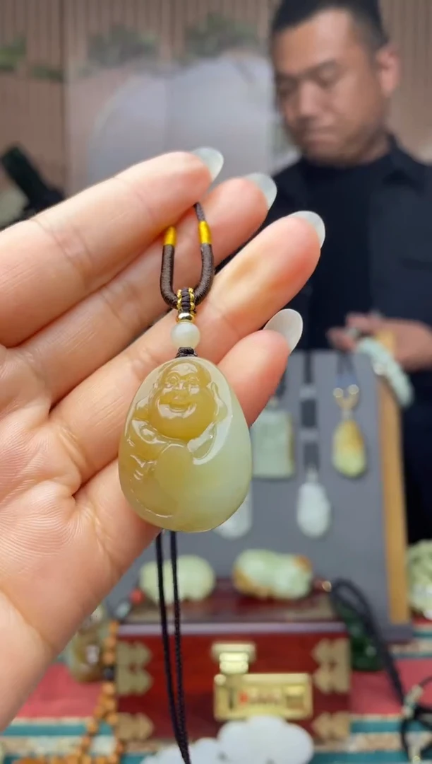 颈饰未镶嵌和田玉拍一发一