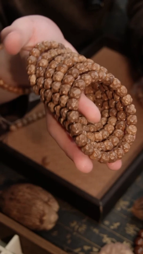 手串库克红棕手工无相9x10mm23+2颗