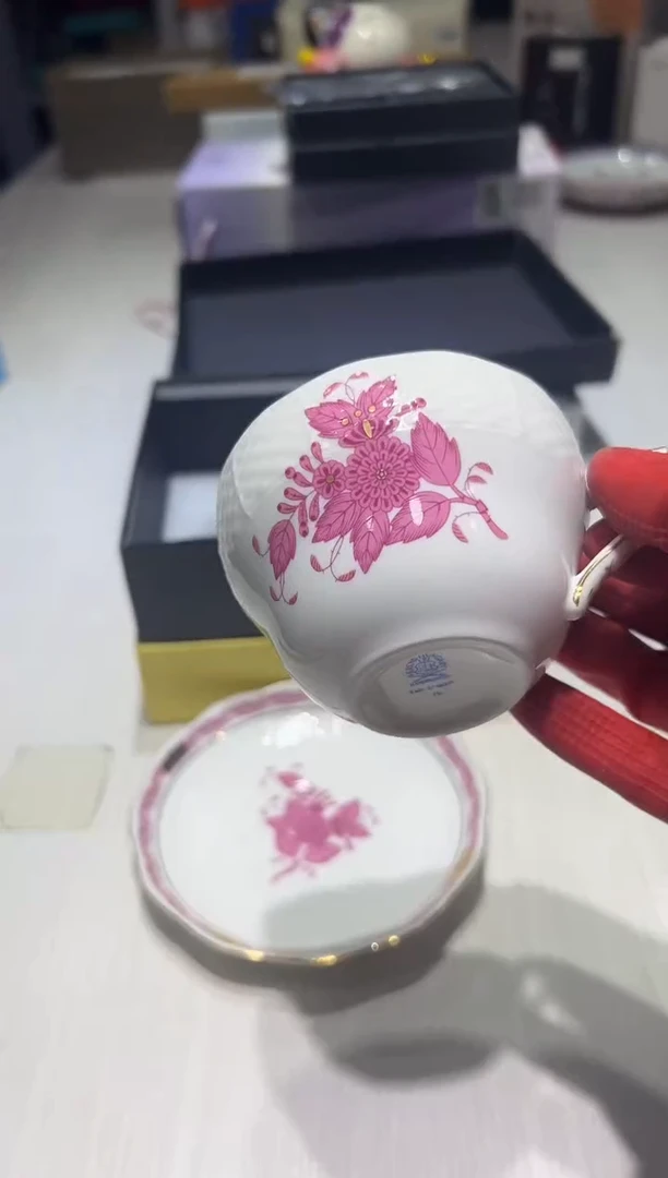 瓷片五折小店全场放漏@@1