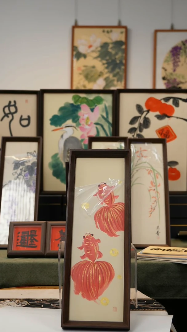 国画13*40不落名绘画带框发货金玉584