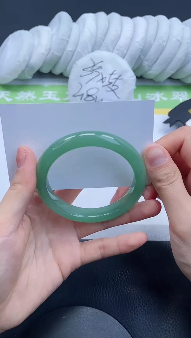 【闪购商品】石英质玉手镯未镶嵌A260-57+