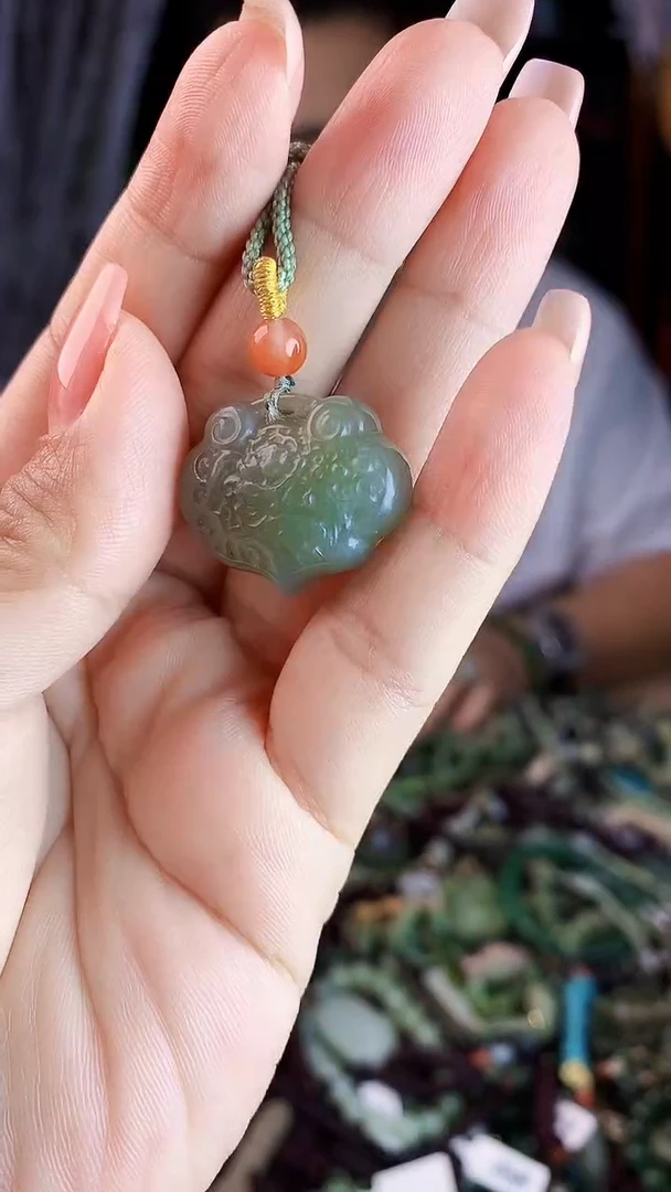 未镶嵌和田玉挂件多样性发货拍一发一