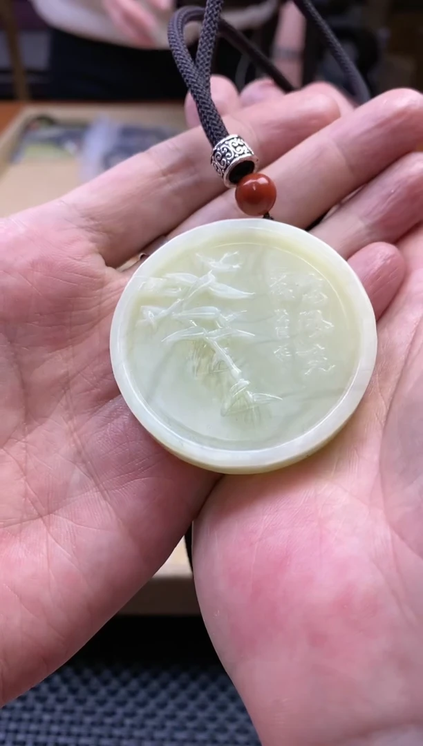 【闪购商品】透闪石-蛇纹石玉其它未镶嵌多样性发货一个