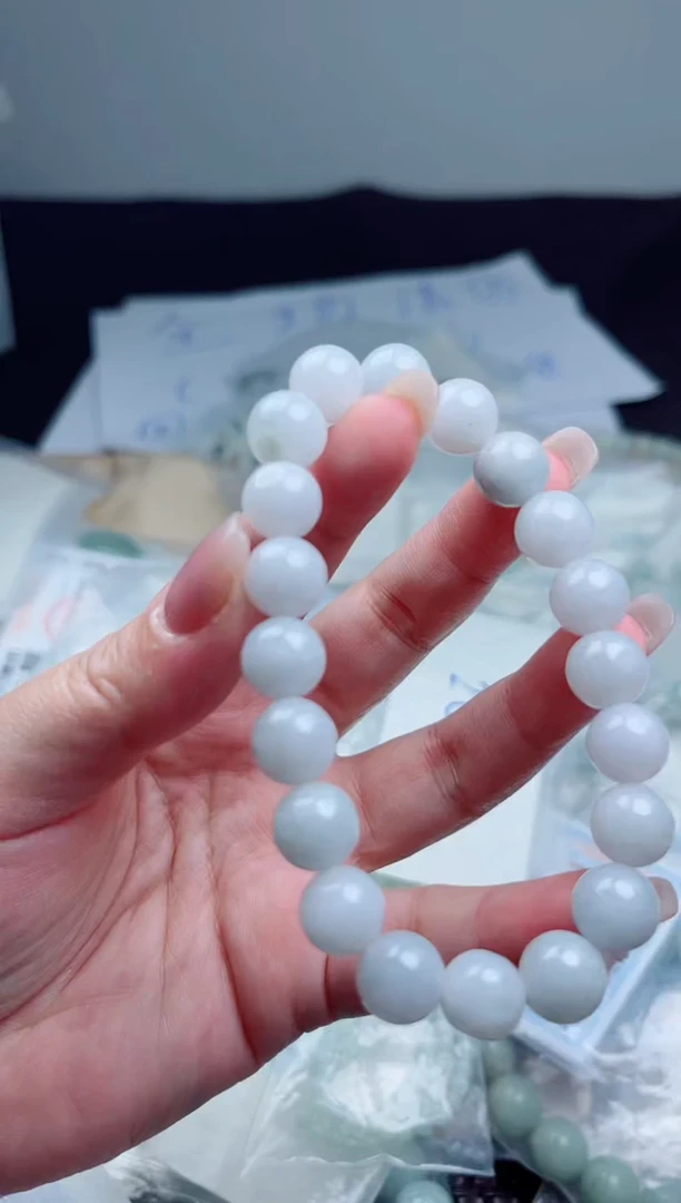 翡翠未镶嵌颈饰珠串