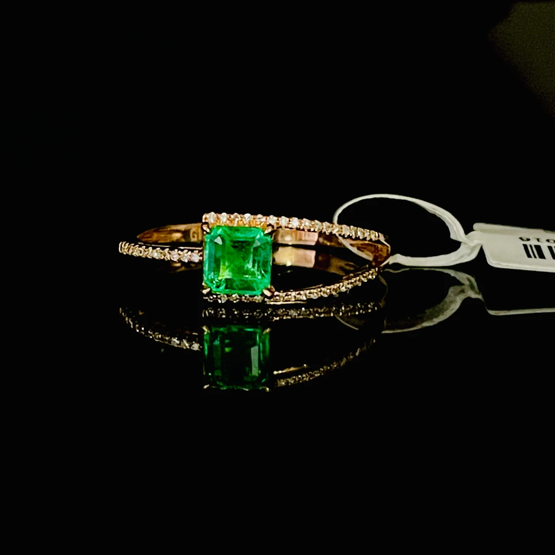 18K玫瑰金镶嵌祖母绿戒指丨优雅大方设计款 日常百搭祖母绿戒指