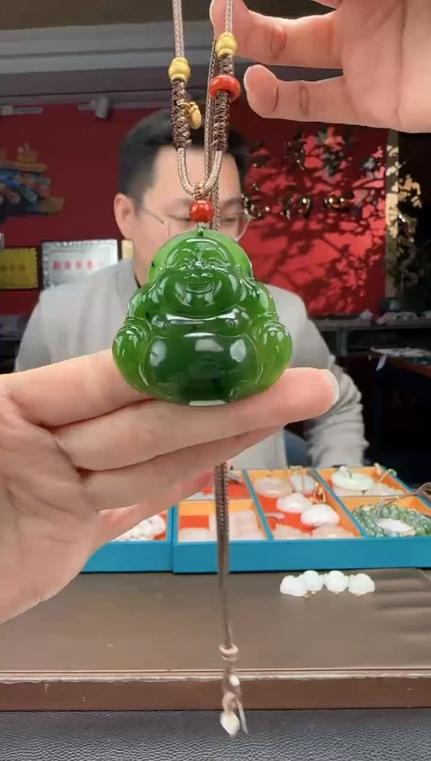 颈饰未镶嵌和田玉碧玉佛公