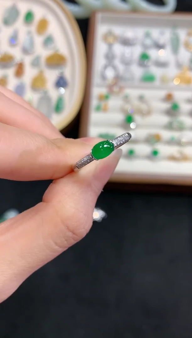 【闪购商品】翡翠戒指18K金镶嵌W229|4800