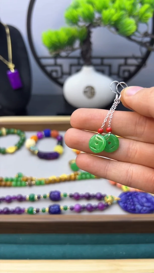 【闪购商品】翡翠耳饰银S925镶嵌E252