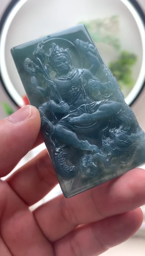 颈饰未镶嵌翡翠不动明王