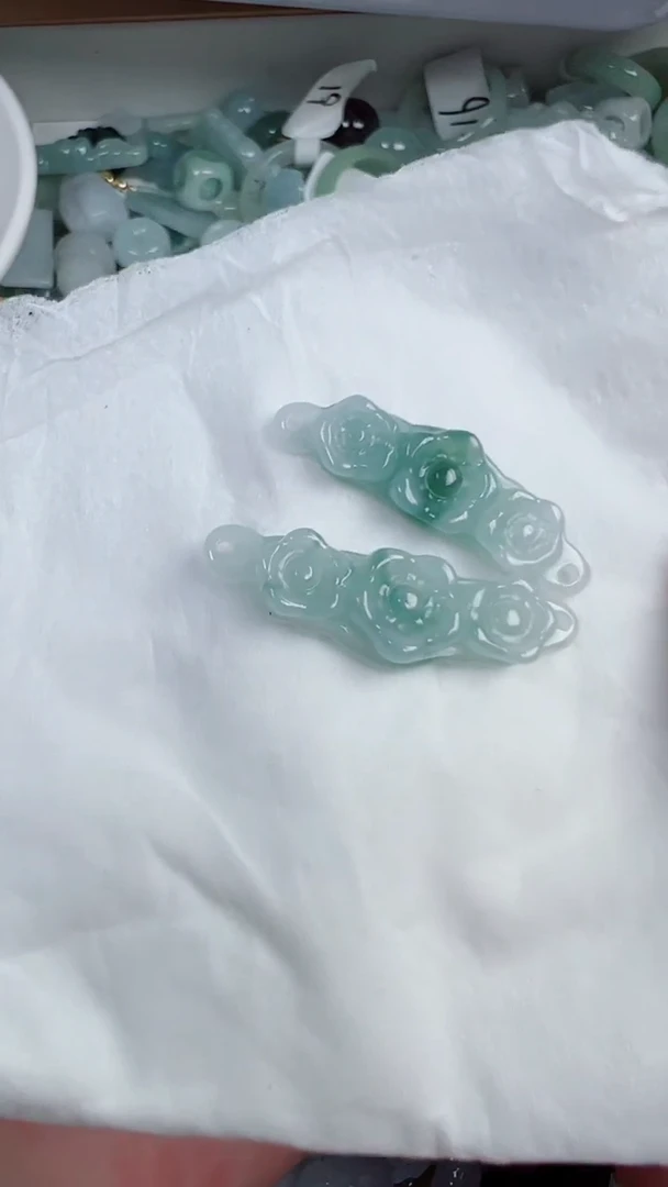 散珠翡翠ヾ****转778号链接，A货翡翠