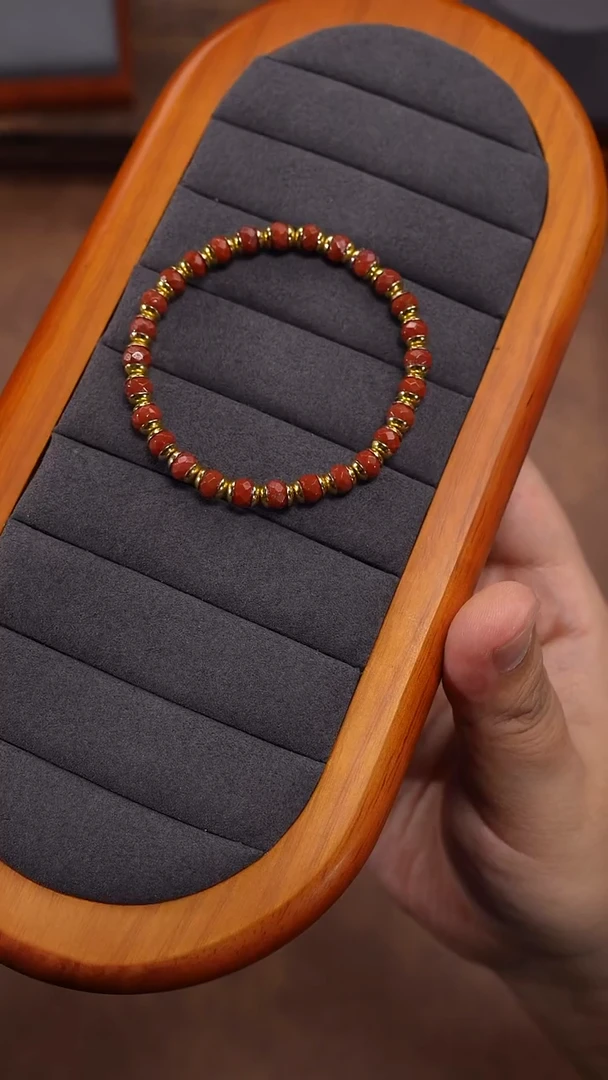 未镶嵌手串南红玛瑙你****?南红手串