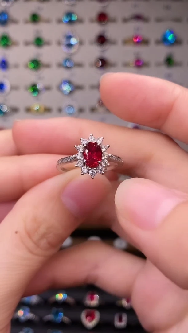 5克拉红宝石（处理）欧美风戒指