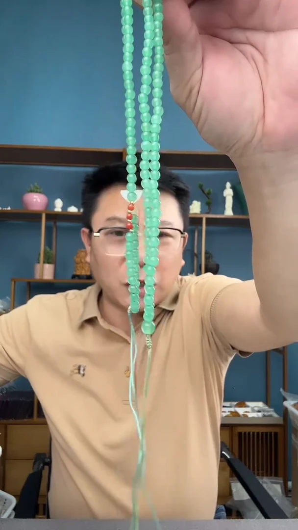 未镶嵌琥珀裸石1（有瑕介意勿拍）