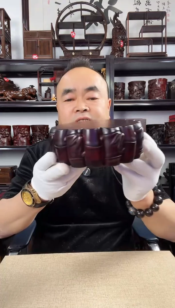 木老李红木工艺品701瑕疵