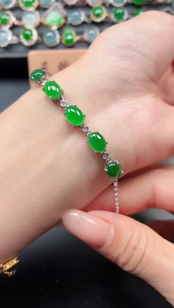 银S925镶嵌戒指翡翠1111