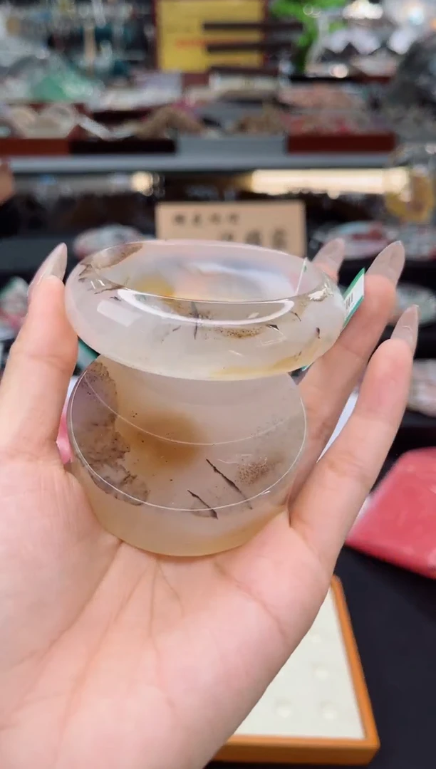 【闪购商品】石英质玉手镯未镶嵌59圈口（赠品镯心）3931281