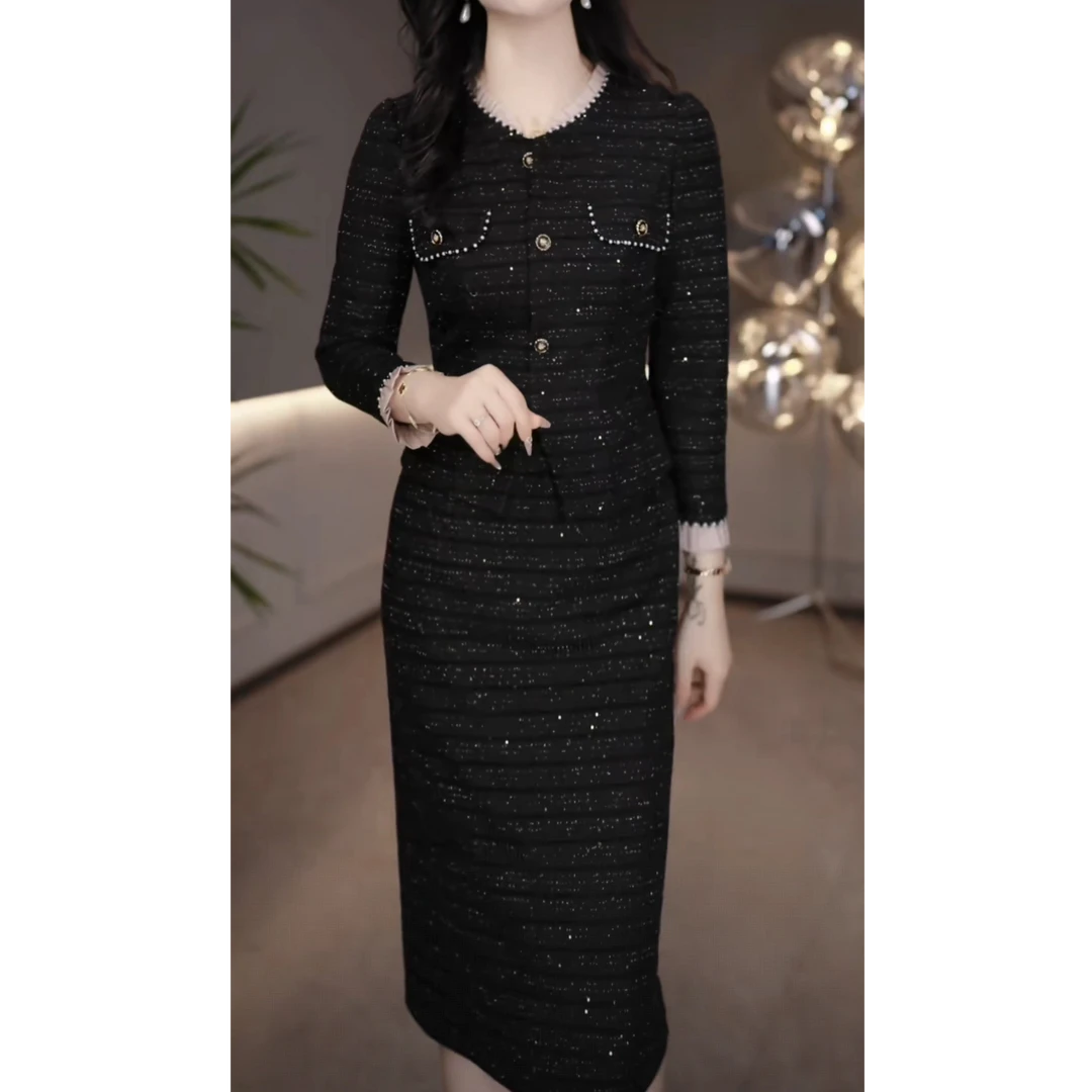 勇华玥上2025秋新款气质显瘦时尚减龄高级感轻奢女人味黑色连衣裙