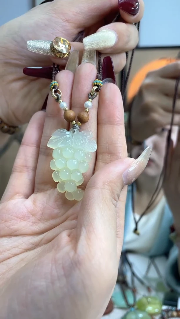【闪购商品】岫玉吊坠未镶嵌多样性发货其中发一